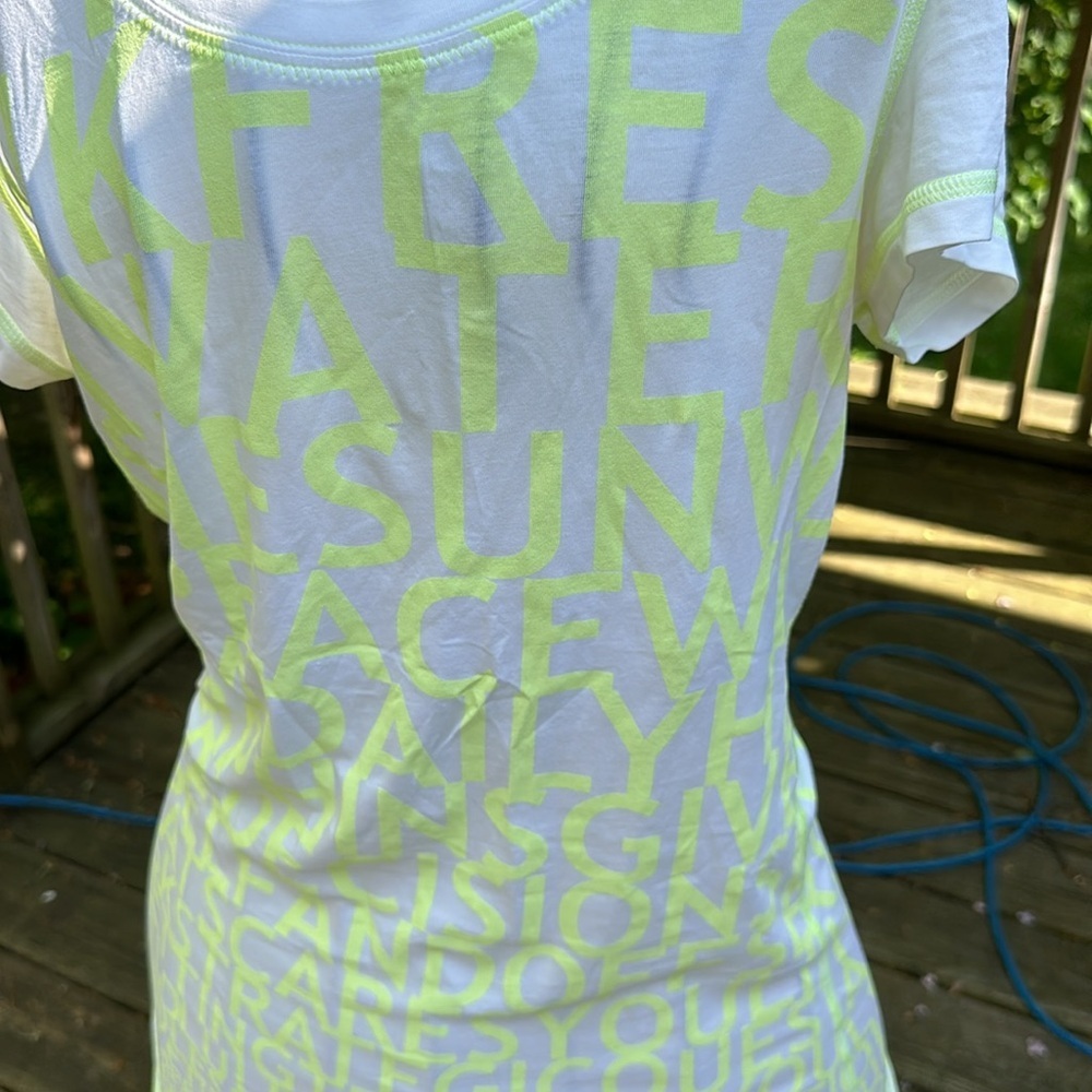 Lululemon Shirt Women  yellow/green Graphic Logo Scoop Neck Short Sleeve Stretch - Picture 2 of 5